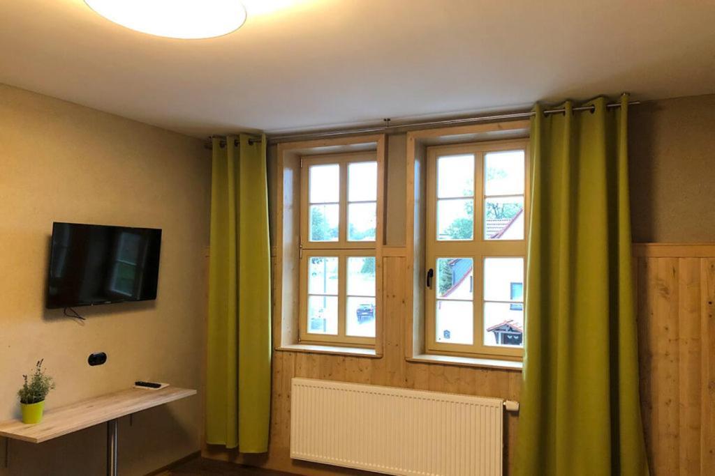 Hotel Teutsche Schule Schleusingen Esterno foto